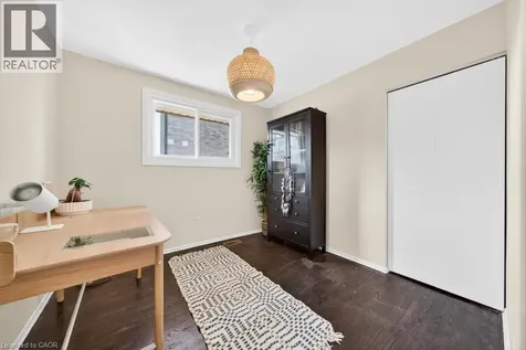 19 Glen Forest Drive Hamilton ON L8K 5V7