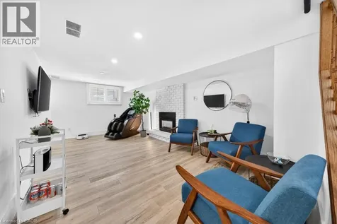 19 Glen Forest Drive Hamilton ON L8K 5V7
