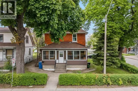 688-690 Parent Avenue Windsor ON N9A 2C5