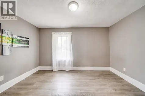 688-690 Parent Avenue Windsor ON N9A 2C5