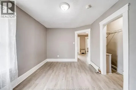 688-690 Parent Avenue Windsor ON N9A 2C5