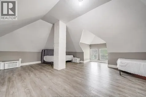 688-690 Parent Avenue Windsor ON N9A 2C5