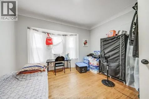 688-690 Parent Avenue Windsor ON N9A 2C5