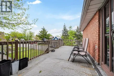 688-690 Parent Avenue Windsor ON N9A 2C5