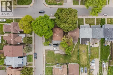 688-690 Parent Avenue Windsor ON N9A 2C5