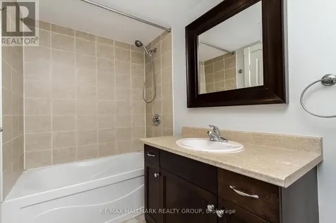 124 Guigues Avenue Ottawa ON K1N 5H7