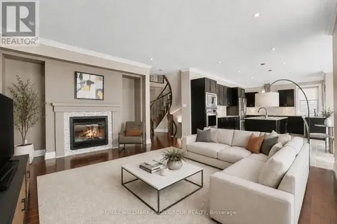 354 Oakcrest Way Ottawa ON K4A 0S5