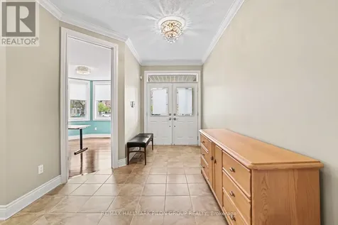 354 Oakcrest Way Ottawa ON K4A 0S5