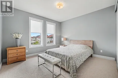 354 Oakcrest Way Ottawa ON K4A 0S5
