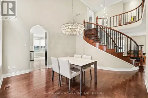 354 Oakcrest Way Ottawa ON K4A 0S5