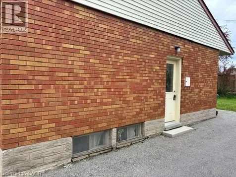 35 Highman Avenue Cambridge ON N1R 3L8