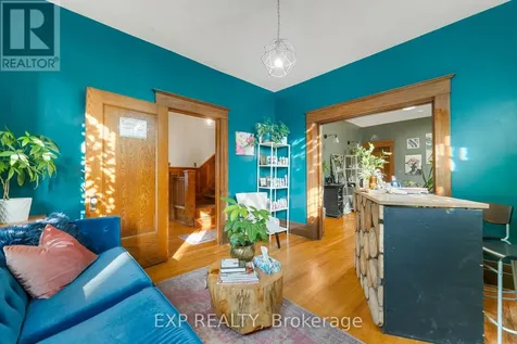 48 Hall Avenue East Renfrew ON K7V 2S3