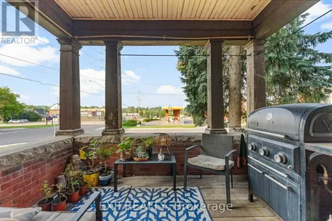 48 Hall Avenue East Renfrew ON K7V 2S3