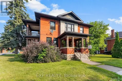 48 Hall Avenue East Renfrew ON K7V 2S3