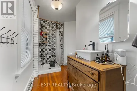 48 Hall Avenue East Renfrew ON K7V 2S3