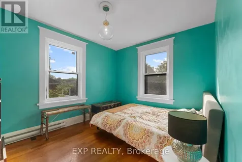 48 Hall Avenue East Renfrew ON K7V 2S3