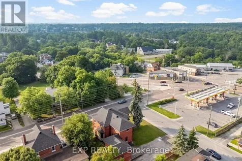 48 Hall Avenue East Renfrew ON K7V 2S3