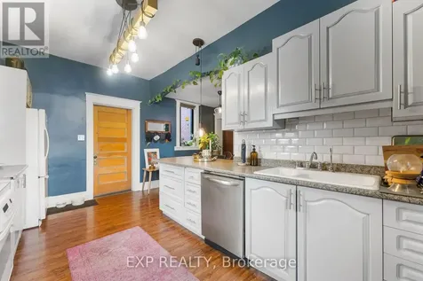 48 Hall Avenue East Renfrew ON K7V 2S3