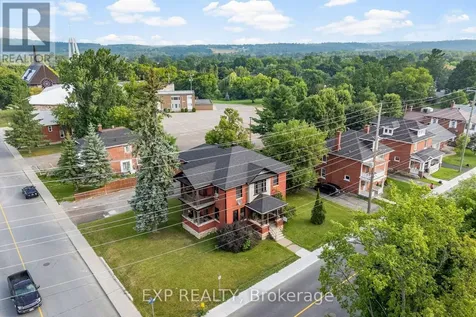 48 Hall Avenue East Renfrew ON K7V 2S3