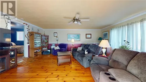 21 Vankoughnet Street E Little Current ON P0P 1K0