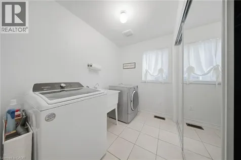 832 O'reilly Crescent Shelburne ON L9V 2S7