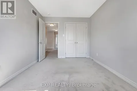 618 Taliesin Crescent Ottawa ON K2S 2W5