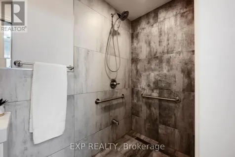 218 Kensington Place Orangeville ON L9W 4G7