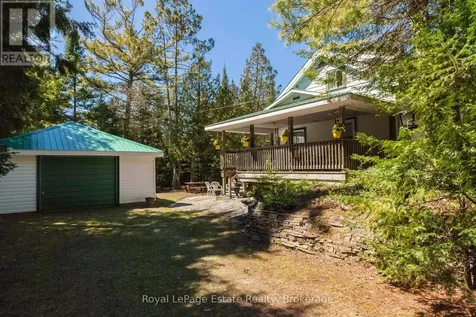 138 Third Avenue North South Bruce Peninsula ON N0H 2G0