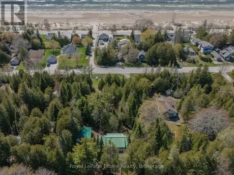 138 Third Avenue North South Bruce Peninsula ON N0H 2G0