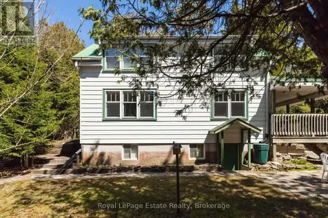 138 Third Avenue North South Bruce Peninsula ON N0H 2G0