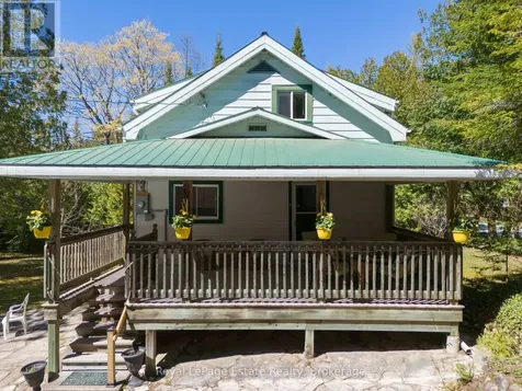 138 Third Avenue North South Bruce Peninsula ON N0H 2G0