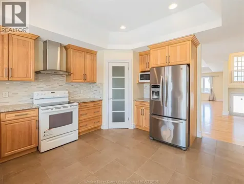 4001 Cosenza Street Windsor ON N9G 0A5