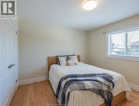 4001 Cosenza Street Windsor ON N9G 0A5