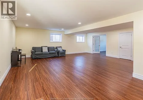 4001 Cosenza Street Windsor ON N9G 0A5