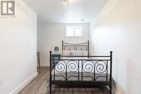 1720 Tay Point Road Penetanguishene ON L9M 1X7