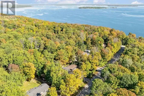 1720 Tay Point Road Penetanguishene ON L9M 1X7
