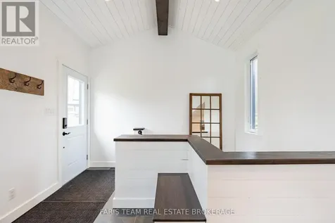 1720 Tay Point Road Penetanguishene ON L9M 1X7