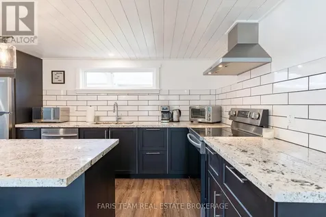 1720 Tay Point Road Penetanguishene ON L9M 1X7