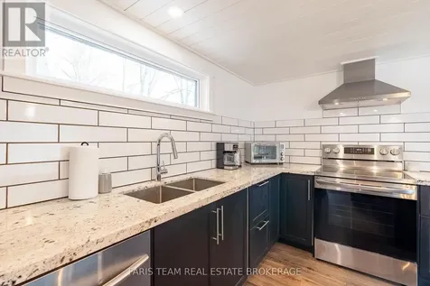 1720 Tay Point Road Penetanguishene ON L9M 1X7