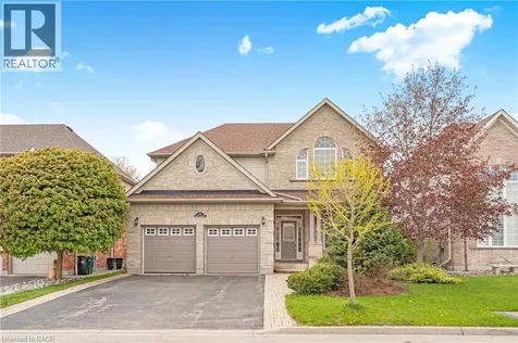 26 Knox Court Kitchener ON N2P 2V6