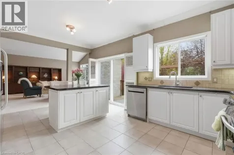 26 Knox Court Kitchener ON N2P 2V6
