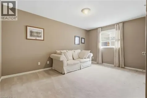 26 Knox Court Kitchener ON N2P 2V6