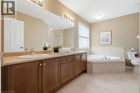 26 Knox Court Kitchener ON N2P 2V6