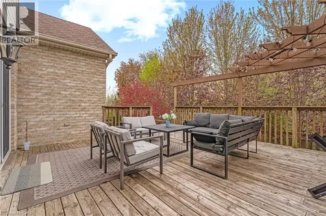 26 Knox Court Kitchener ON N2P 2V6