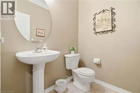 26 Knox Court Kitchener ON N2P 2V6