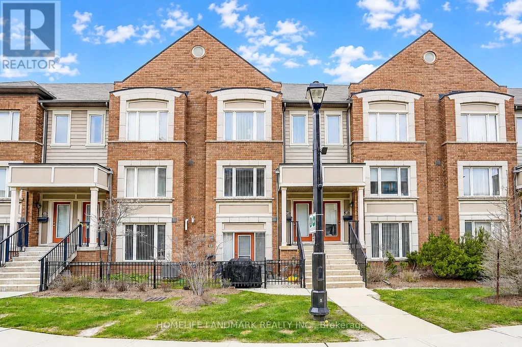61 Burton Howard Drive Aurora ON L4G 0S1