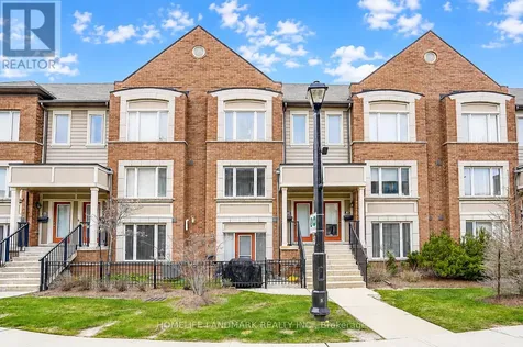 61 Burton Howard Drive Aurora ON L4G 0S1