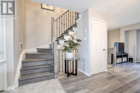 61 Burton Howard Drive Aurora ON L4G 0S1