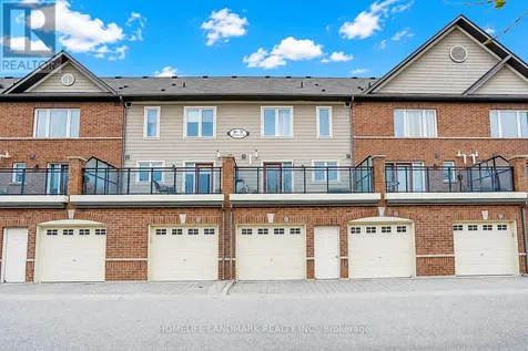 61 Burton Howard Drive Aurora ON L4G 0S1