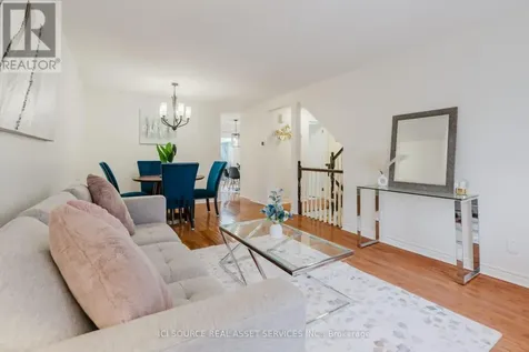 149 Woodgate Way Ottawa ON K2J 4E5